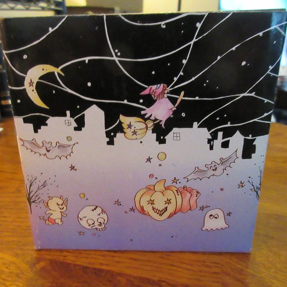 12 light up pumpkin Halloween string along lights - Picture 3 of 9